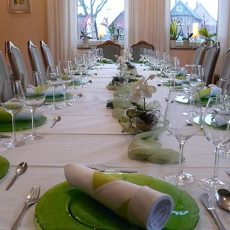 Zum Alten Friederich Hotell